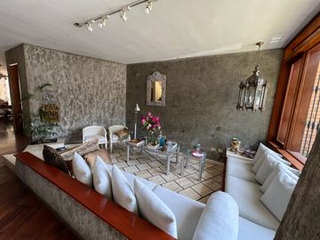 Hermosa Casa en Venta Estilo Clásico con Moderno LINSIDRO