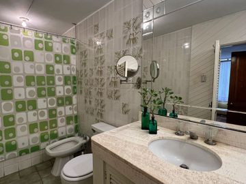 Hermosa Casa en Venta Estilo Clásico con Moderno LINSIDRO