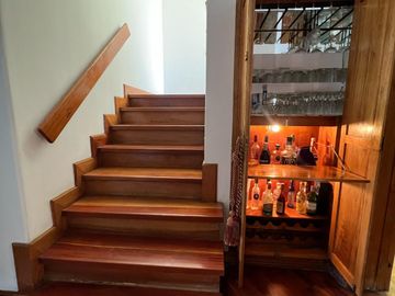 Hermosa Casa en Venta Estilo Clásico con Moderno LINSIDRO