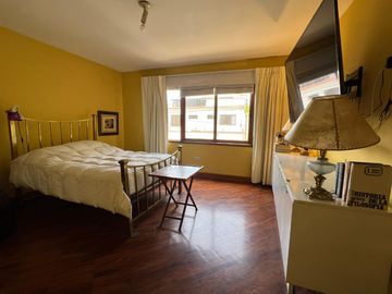 Hermosa Casa en Venta Estilo Clásico con Moderno LINSIDRO