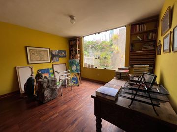 Hermosa Casa en Venta Estilo Clásico con Moderno LINSIDRO