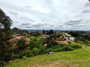 Venta de hermosa finca en Rionegro, vereda la laja