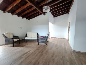 Venta de hermosa finca en Rionegro, vereda la laja