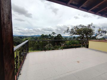 Venta de hermosa finca en Rionegro, vereda la laja