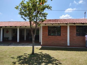 ROZO-VENTA DE CASA CAMPESTRE .