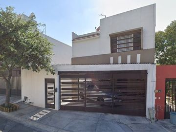 Casa, remate Banacario, Cumbres de Madeira Monterrey, Nuevo Leon.