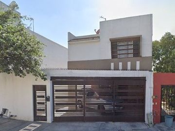Casa, remate Banacario, Cumbres de Madeira Monterrey, Nuevo Leon.