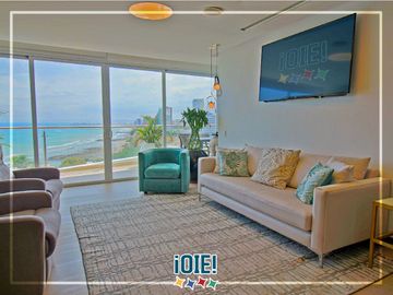 En venta: Departamento en Edificio Riva Di Mare, Manta con vista al mar