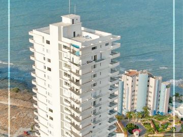 En venta: Departamento en Edificio Riva Di Mare, Manta con vista al mar