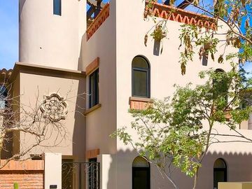 Casa en venta en campo de golf en Cabo San Lucas comunidad de Quivira