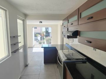Venta de linda casa en Cholula-Zerezotla