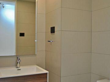 En Venta Departamento Moderno 2d2b Vista Despejada Ubicación