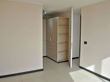 En Venta Departamento Moderno 2d2b Vista Despejada Ubicación