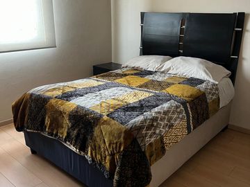 SE RENTA DEPARTAMENTO AMUEBLADO IMPECABLE