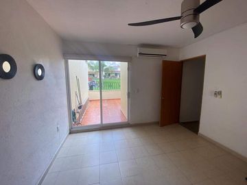 VENTA DE CASA CON RECÁMARA EN PLANTA BAJA EN CONDOMINIO HORIZONTAL EN BURGOS BUGAMBILIAS