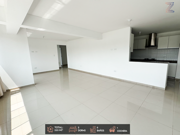 Remate de Departamento en 5to piso mas azotea tipo duplex con Piscina