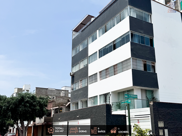 Remate de Departamento en 5to piso mas azotea tipo duplex con Piscina