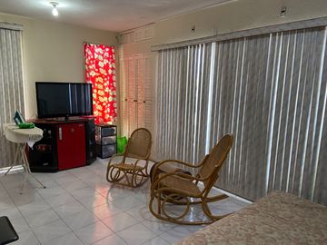 VENDO CASA EN EL CENTRO