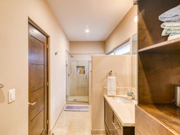 Casa Residencial 4 recamaras, amueblada en Venta, Chametla/Centenario, B.C.S.
