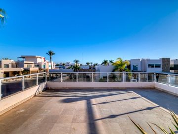 Casa Residencial 4 recamaras, amueblada en Venta, Chametla/Centenario, B.C.S.