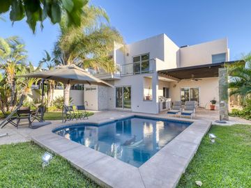 Casa Residencial 4 recamaras, amueblada en Venta, Chametla/Centenario, B.C.S.