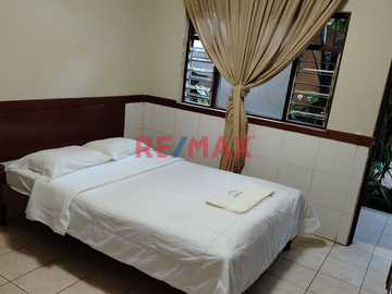 ✨¡Gran Oportunidad De Inversión: Edificio Comercial + Hostal En San Martín! ✨
