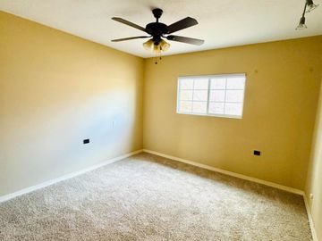 SE VENDE CASA IMPECABLE Y EN INMEJORABLE UBICACIÓN