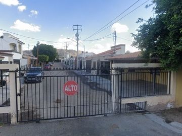 EXCELENTE PROPIEDAD UBICADA EN LA COLONIA SIERRA VISTA EN LA CIUDAD DE MERIDA, YUCATAN