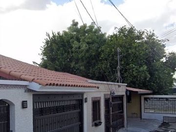 EXCELENTE PROPIEDAD UBICADA EN LA COLONIA SIERRA VISTA EN LA CIUDAD DE MERIDA, YUCATAN