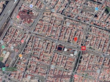 PRECIOSA Y AMPLIA CASA, EXCELENTE UBICACIÓN EN RESIDENCIAL LAS AMÉRICAS ECATEPEC. A UNOS MINUTOS DE LA CDMX!!! -NO CRÉDITOS-
