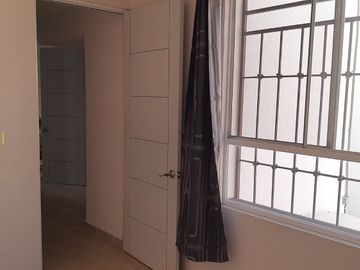Casa de tres recámaras, modelo Amatista,  frente a la alberca, en Real Santa Fe Residencial, Xochitepec, Mor.