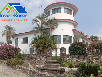 SE VENDE CASA DE ESTILO CAMPESTRE MEXICANO DE DESCANSO EN MORELOS