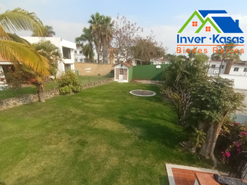 SE VENDE CASA DE ESTILO CAMPESTRE MEXICANO DE DESCANSO EN MORELOS