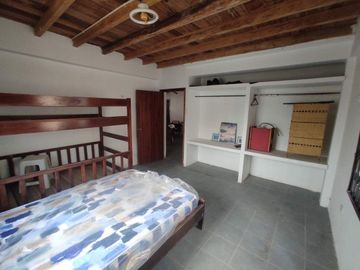 casa de venta en crucita sector los arenales A/R