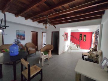 casa de venta en crucita sector los arenales A/R