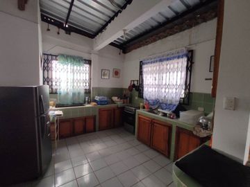 casa de venta en crucita sector los arenales A/R