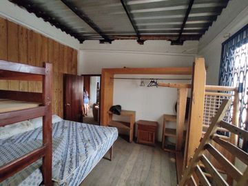 casa de venta en crucita sector los arenales A/R
