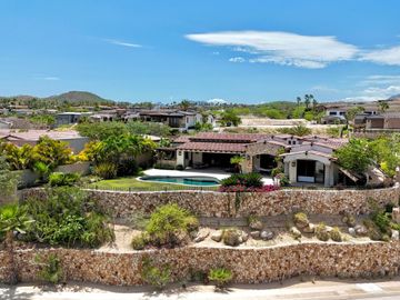 Casa en venta en San José del cabo en Querencia en campo de Golf