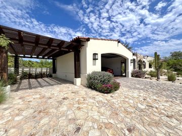 Casa en venta en San José del cabo en Querencia en campo de Golf