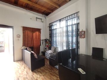 casa con piscina de venta en Crucita A/R