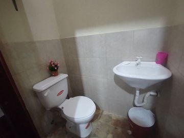 casa con piscina de venta en Crucita A/R