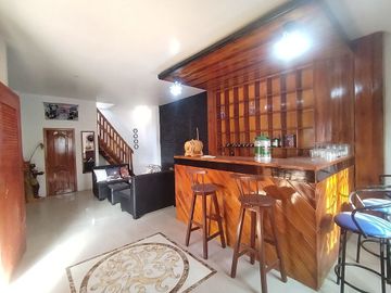 casa con piscina de venta en Crucita A/R