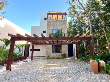 INCREIBLE VIlla en el Corazon de TULUM