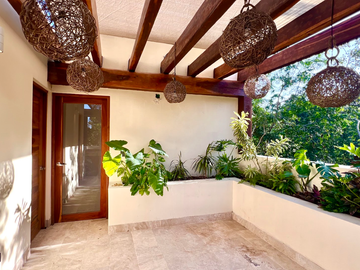 INCREIBLE VIlla en el Corazon de TULUM