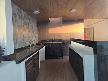 Penthouse en venta en el Barreal,  San Andres Cholula, Puebla, UDLAP,  2 o 3 recamaras, 2.5 baños, 2 autos, alberca, gym