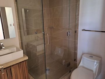 Penthouse en venta en el Barreal,  San Andres Cholula, Puebla, UDLAP,  2 o 3 recamaras, 2.5 baños, 2 autos, alberca, gym
