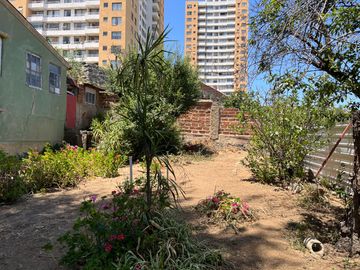 Amplio Terreno con casa para recuperar demoler, Valparaíso