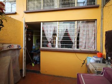 RENTA DE CASA EN RESIDENCIAL ACUEDUCTO DE GUADALUPE