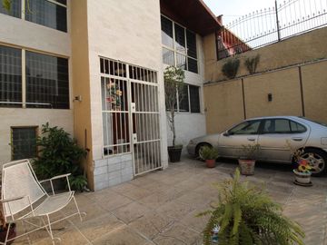 RENTA DE CASA EN RESIDENCIAL ACUEDUCTO DE GUADALUPE
