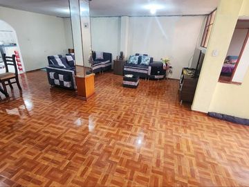 Venta de casa rentera, Sector La Magdalena, La Mascota